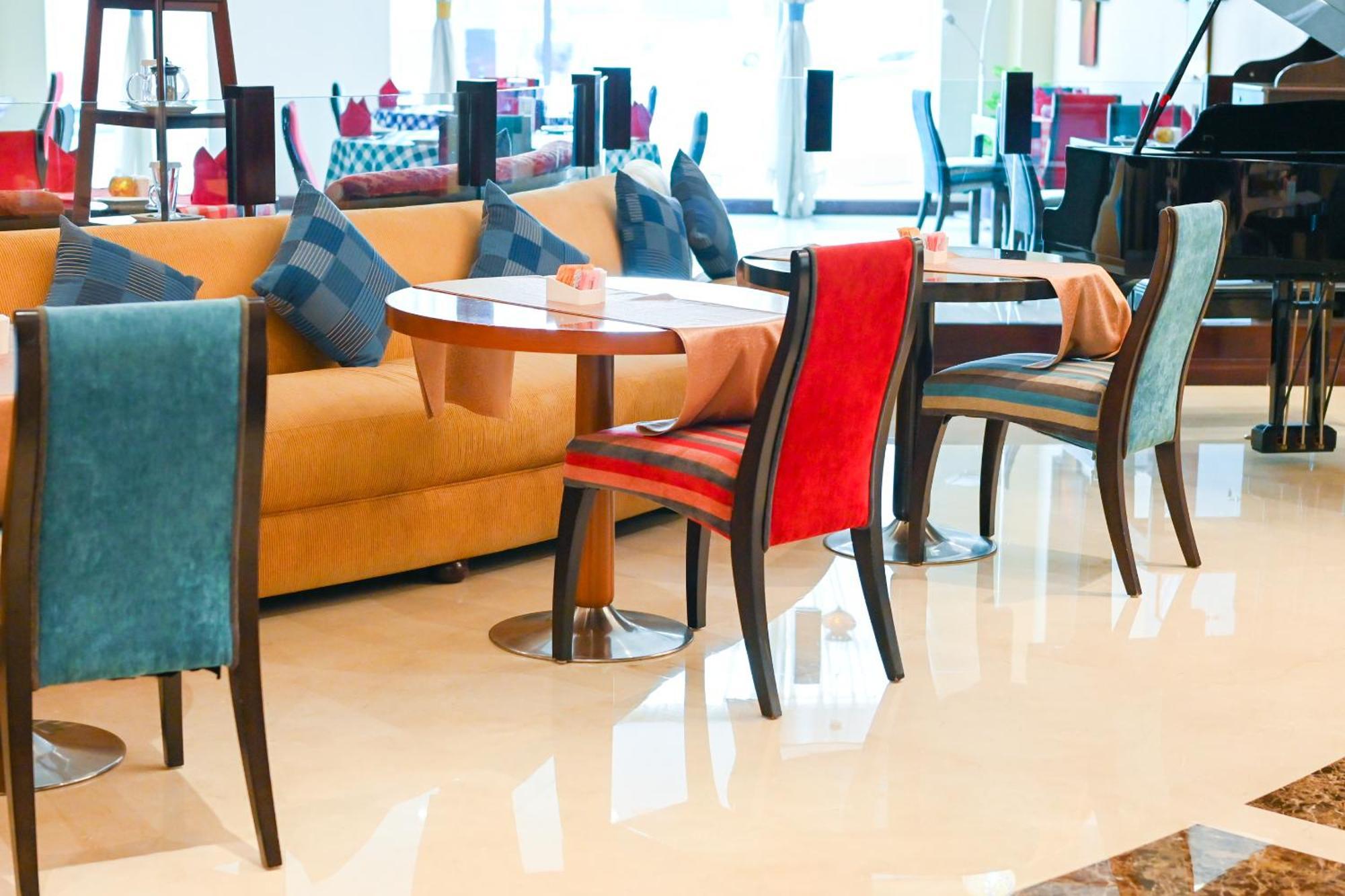 City Seasons Hotel & Suites Maskat Dış mekan fotoğraf